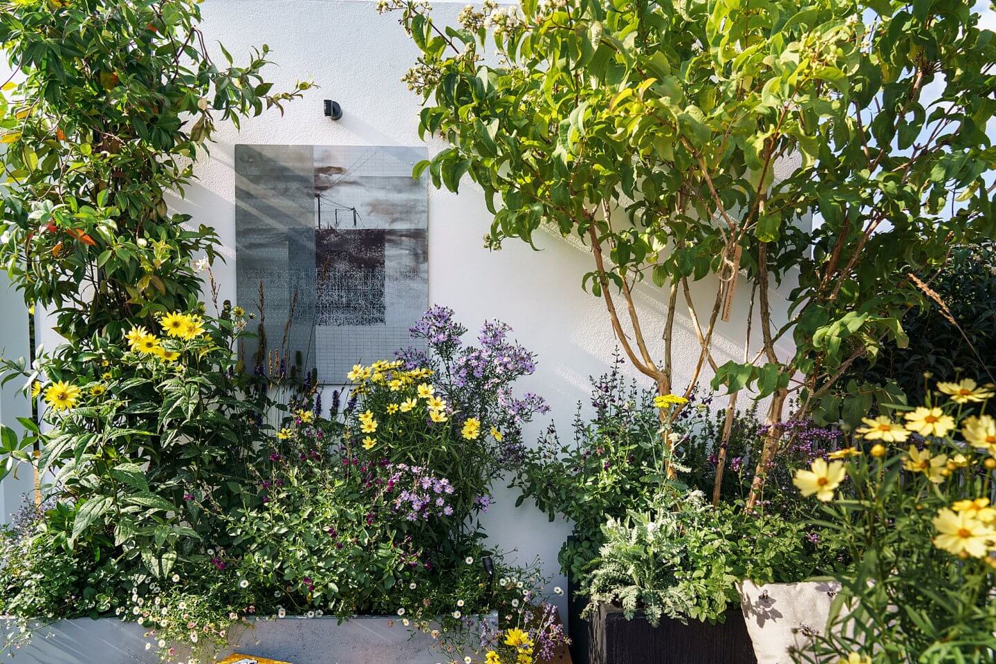 Landform Balcony Garden designed by Nicola Hale RHS Chelsea Flower Show 2021